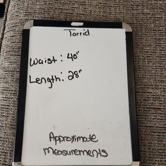 Torrid A-Line Skirt Women's 18 Gray Check Polyester Stretch Tiered Hem Back Zip - Picture 7 of 7